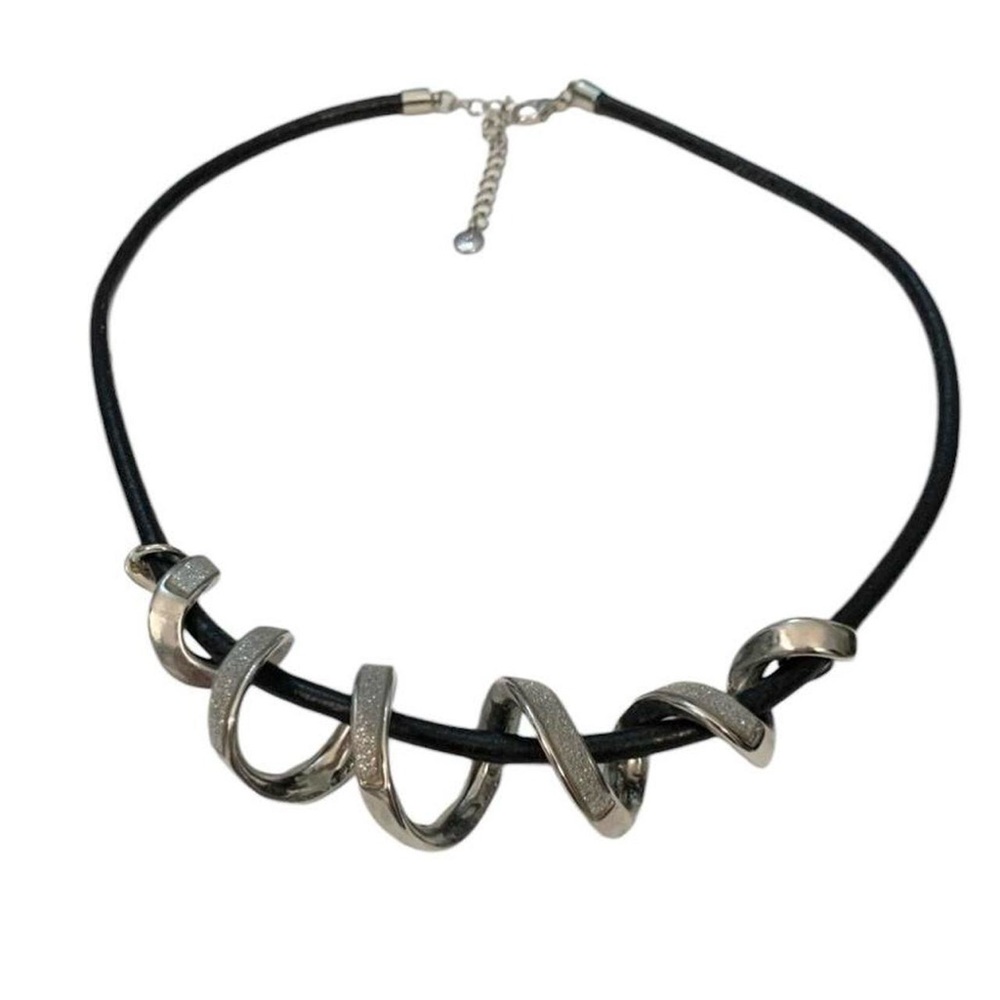 C1946 Silver Twist Necklace